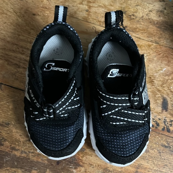 Toddler Tennis Shoes Bundle of 5 - Picture 3 of 13